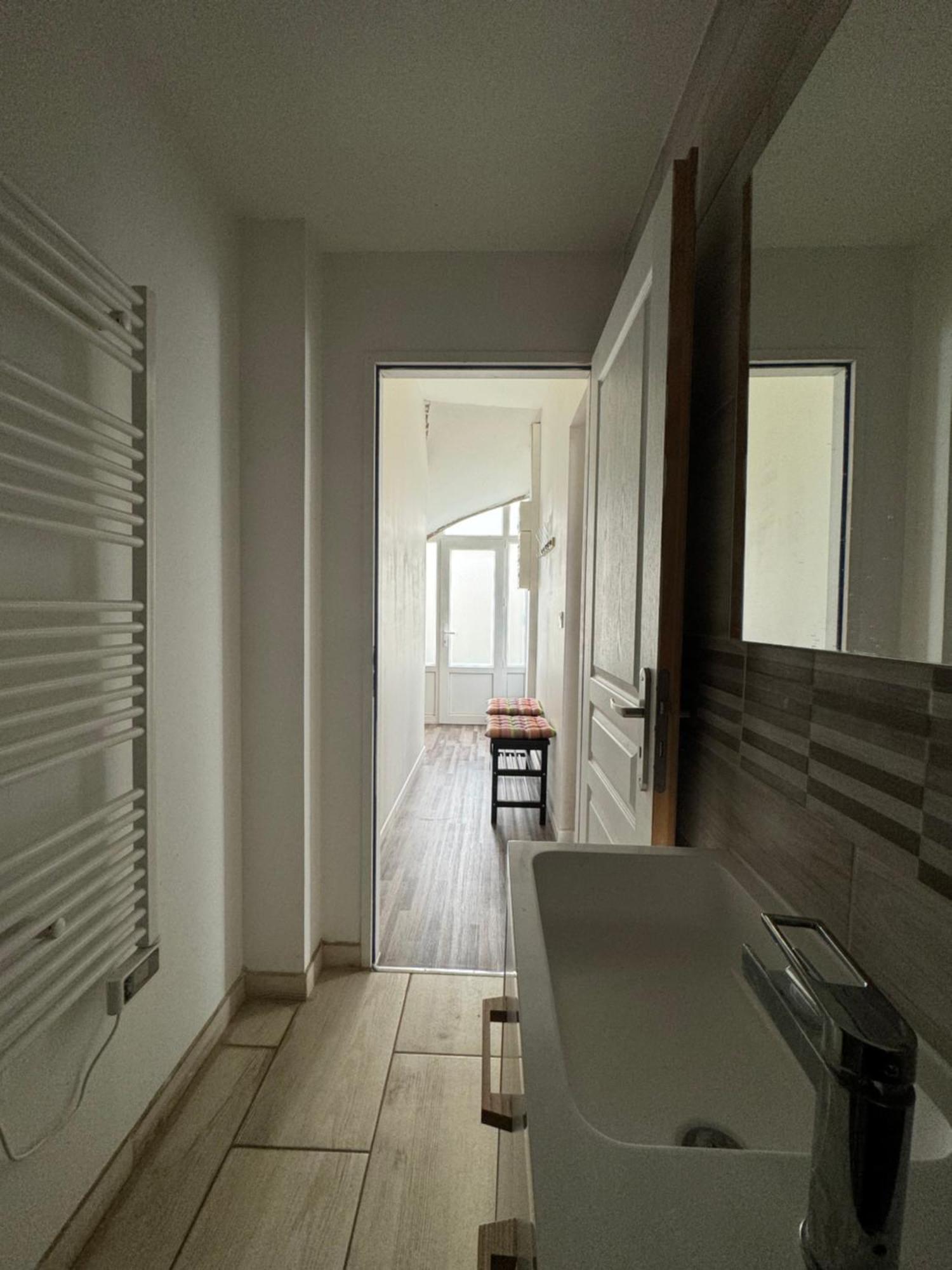 Apartamento Philomene Romilly-sur-Seine Exterior foto