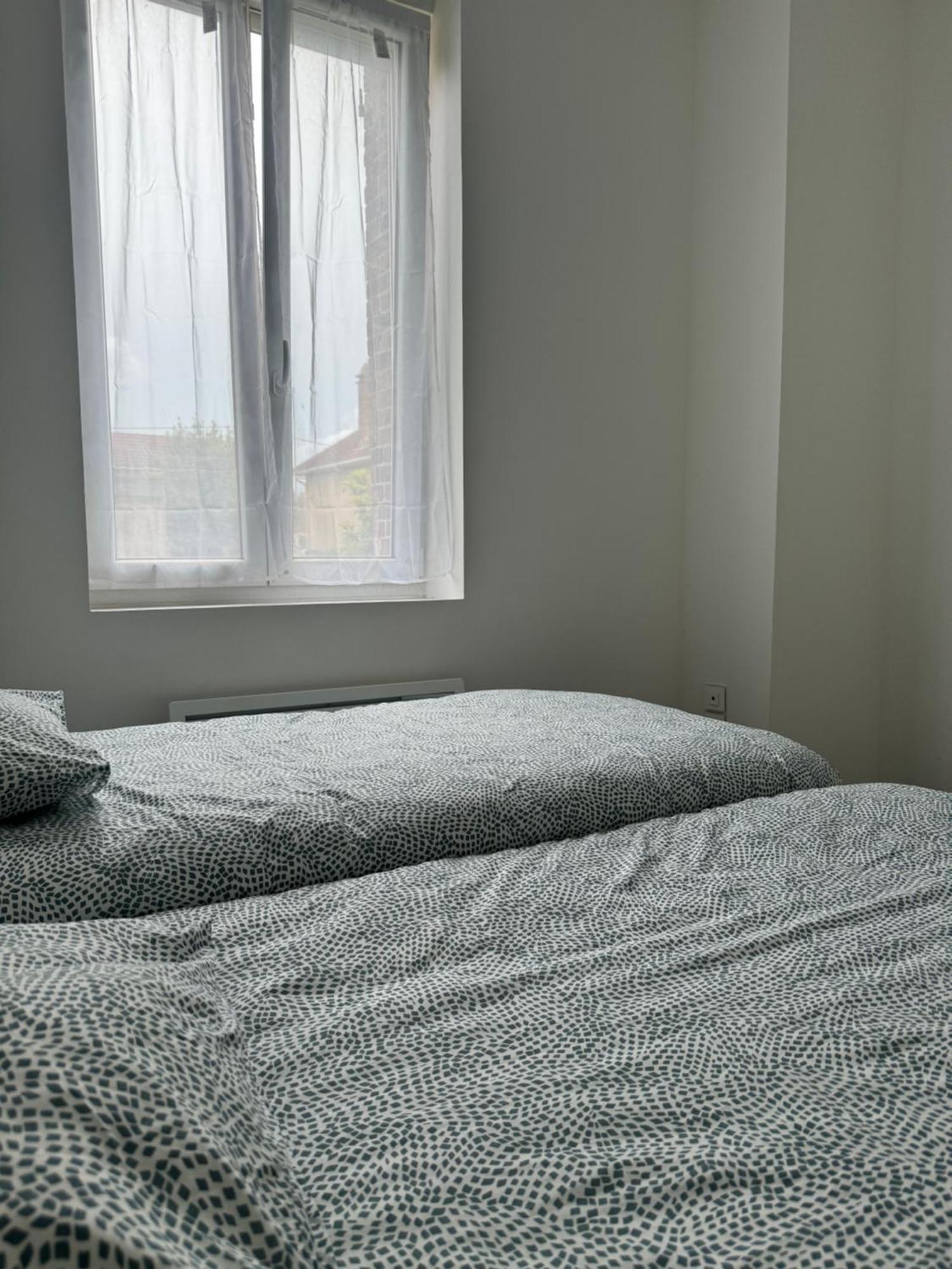 Apartamento Philomene Romilly-sur-Seine Exterior foto